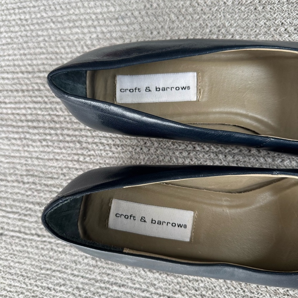 Vintage navy leather square-toe heels - Picture 7 of 12